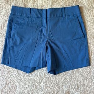 Ann Taylor Devin fit shorts size 4 in blue